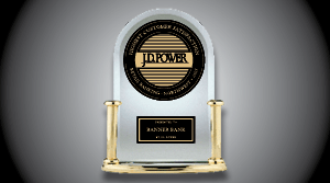 J.D. Power 2025 Banner Bank trophy